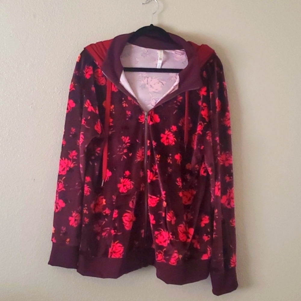 1X LuLaRoe Cozy Hoodie